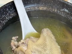 崂山泉水鸡-崂山水果园农家宴(泉水鸡店)