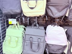 -迪卡侬(西三旗店)