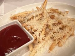 -WOLFGANG PUCK KITCHEN & BAR(迪士尼小镇店)