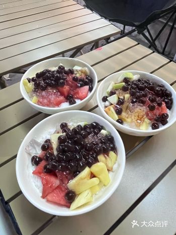 夏天一到只想吃冰的，三天两头就要吃一次，我真的太爱太