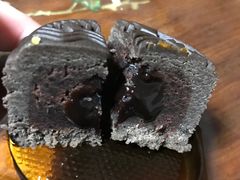 比利时黑巧碧根果月饼-星巴克(苏州泰华店)