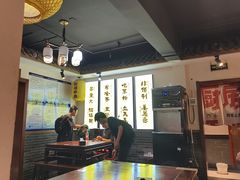-蓝田九大碗民俗食府(蓝田店)