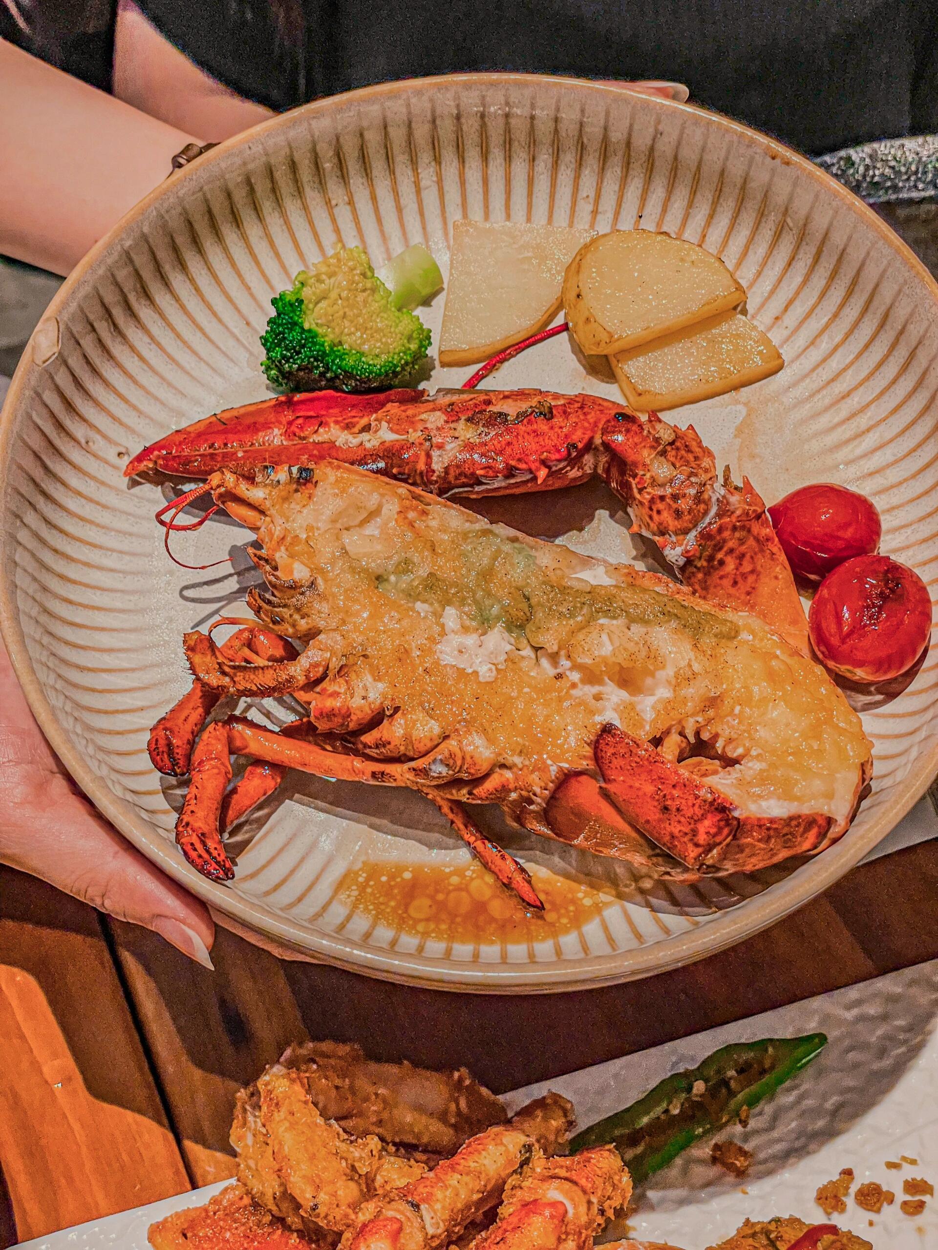 广州高品质海鲜放题在广州❗️波龙放题任吃🦞