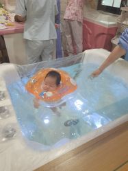 -爱瑞馨母婴护理中心·月嫂育儿嫂