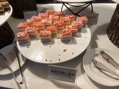 覆盆子杏仁蛋糕-花莲美仑大饭店 绿苑西餐厅