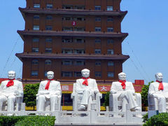 -华西龙希大酒店旅游观光区