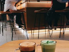 -星巴克臻选(上海合生汇1F店)