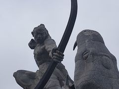 -巴陵广场