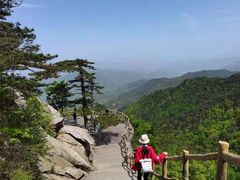 -罗田薄刀峰风景区