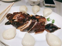 招牌樟茶鸭-苏浙汇(北京英蓝店)