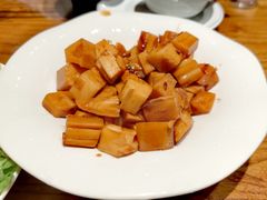 -泉畔人家·老济南经典鲁菜(大明湖店)
