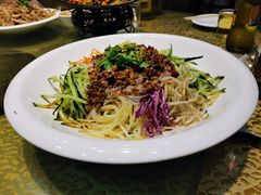 -老码头黑皮肘子锅包肉(文政街店)