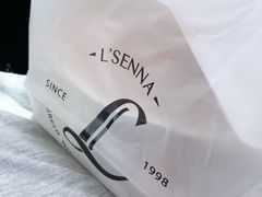 -罗森尼娜(德思勤店)