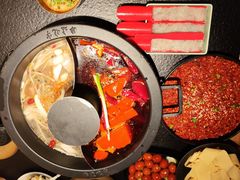 -晓宇重庆火锅(西安荟聚店)