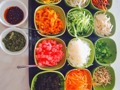 -包整·丝娃娃(一览甲秀楼风景店)