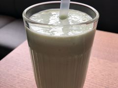 牛油果酸奶-山下C5cafe(惠通时代广场店)