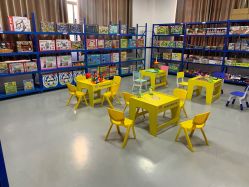 -逝水玩具折扣店