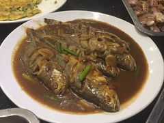-胶东海鲜大排档(北太平庄店)
