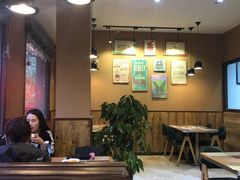 大堂-清真·穆巴拉克西餐厅(回民街店)