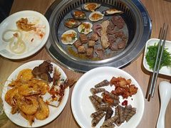 -千滋百味自助烤肉火锅(东门町店)