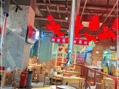 大堂-么肆烤肉·中式自助·烤肉大排档(街道口季佳PAI店)