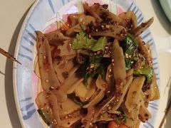 -嗨辣小聚·盘锦河蟹·海鲜烧烤龙虾(盘锦十年好店)