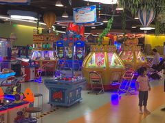-爱玩嘉年华(龙湖源著天街店)