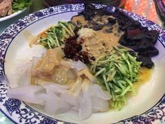 风味大拉皮-老六杀猪菜(进乡街店)