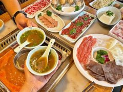 -巴渝瓦肆重庆鲜火锅(宝龙环湖店)