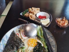 浓厚豚骨玉子拉面-春草居酒屋·晴子の店