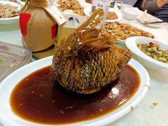 罾蹦鲤鱼-奥华餐厅·老张记(台基厂店)