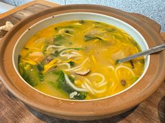 -云海肴·汽锅鸡·云南代表菜(浦江欢乐颂店)