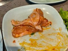 -金滏山烤肉·海鲜·火锅自助餐厅(襄阳万达店)