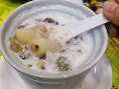 鲜奶西米桃胶-仁信老铺(华盖路店)