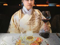 -弦月窗LUNETTE BY AMANDA(复兴路店)