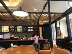 大堂-星巴克臻选(成都环球乐天店)