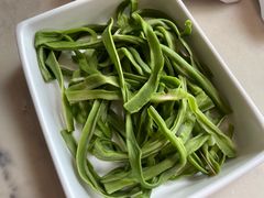 -左庭右院鲜牛肉火锅(浦江欢乐颂店)