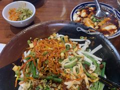 -艳阳天民俗村(公园路店)