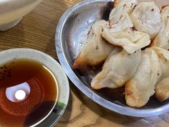 -黄阿姨锅贴大王(万航渡路店)