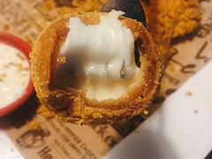 -BHC炸鸡(明洞总店)