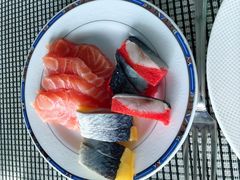 -亚洲国际大酒店·云顶阁旋转自助餐厅