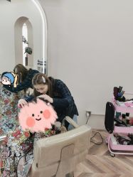 -Hair Co.一间沙龙