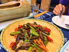 干椒见手青-滇道云南特色料理(康定路店)