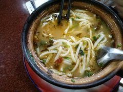 -银同牦牛肉火锅