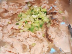 -肖四女乐山跷脚牛肉(南汇大学城生活广场店)