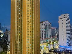 -昆明中心皇冠假日酒店