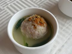 蟹粉狮子头-怡园饭店-餐厅(四望亭店)