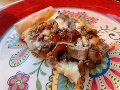 牛肉披萨-LYFATTI 莱芙缇(赣水路店)