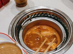 -龍歌自助小火锅(市南金茂湾店)