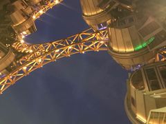 -影汇之星8字形摩天轮